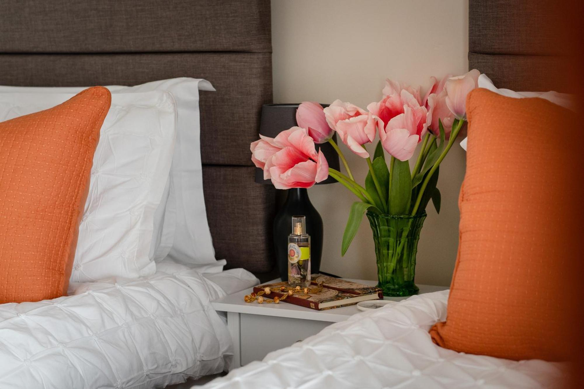 Lawsons Place - Family-friendly With Parking On Babbacombe Downs In Torquay