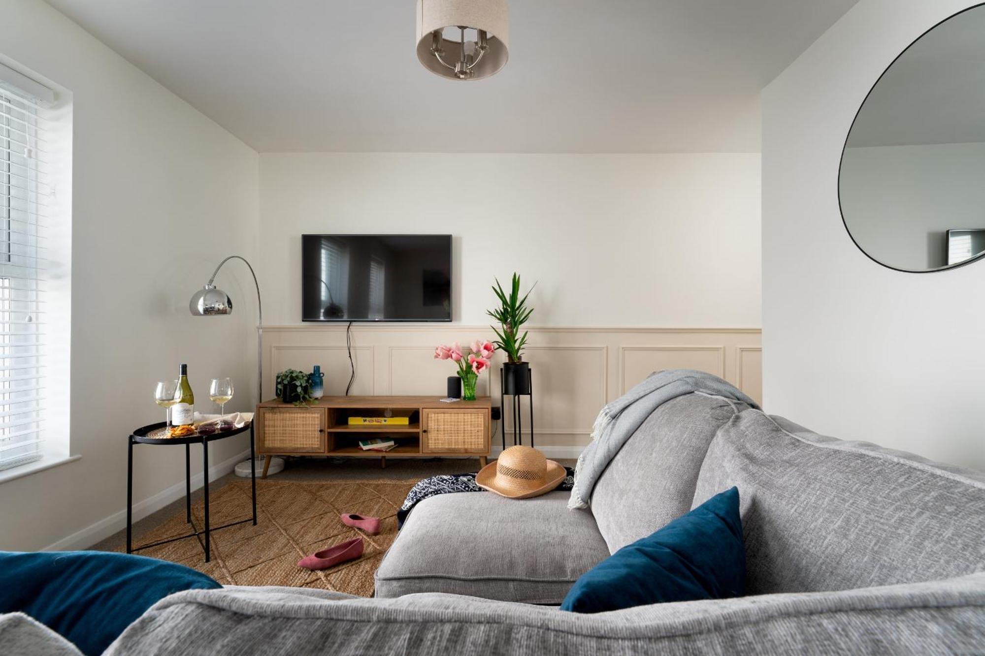 Lawsons Place - Family-friendly With Parking On Babbacombe Downs In Torquay