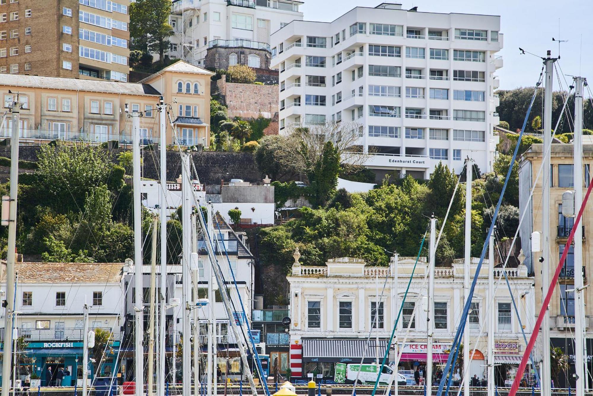 Sovereign House - Close To Harbour With Parking Torquay