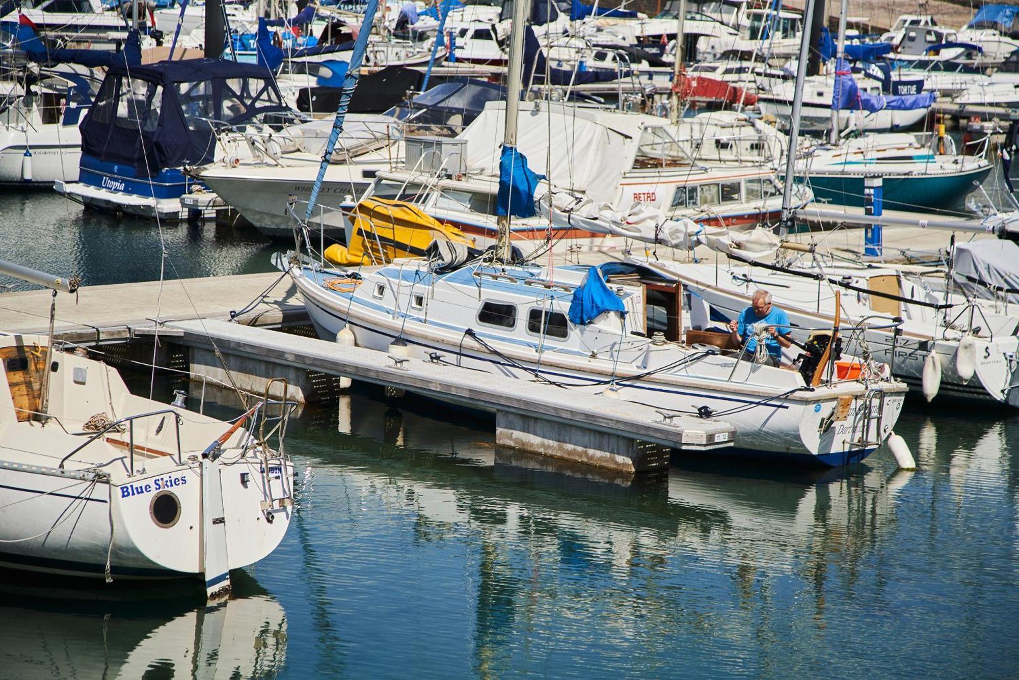 Sovereign House - Close To Harbour With Parking * Torquay