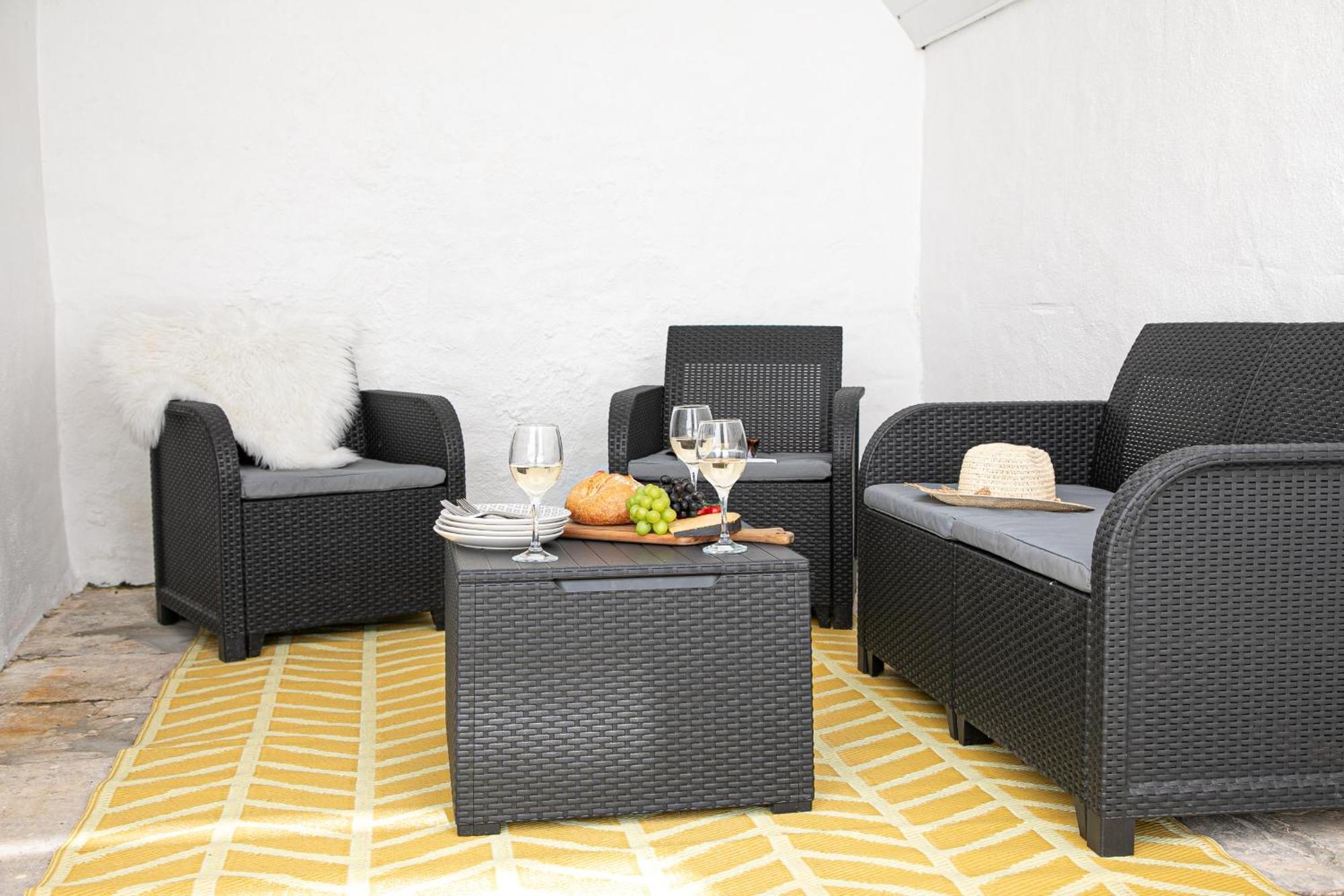 Sovereign House - Close To Harbour With Parking Apartment *