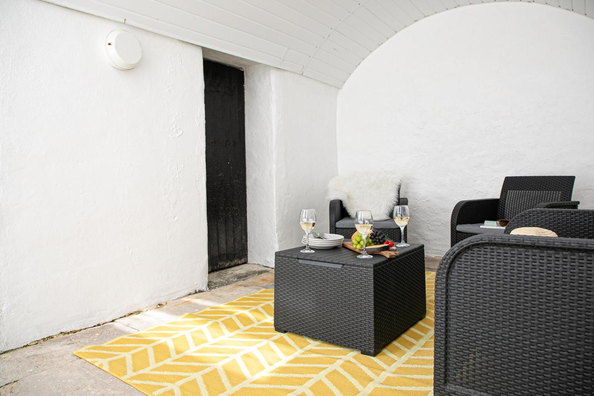 Sovereign House - Close To Harbour With Parking
