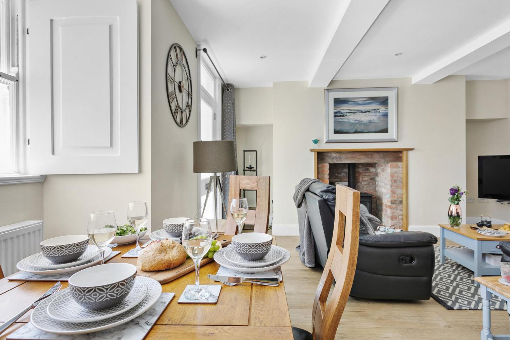 Sovereign House - Close To Harbour With Parking Apartment *