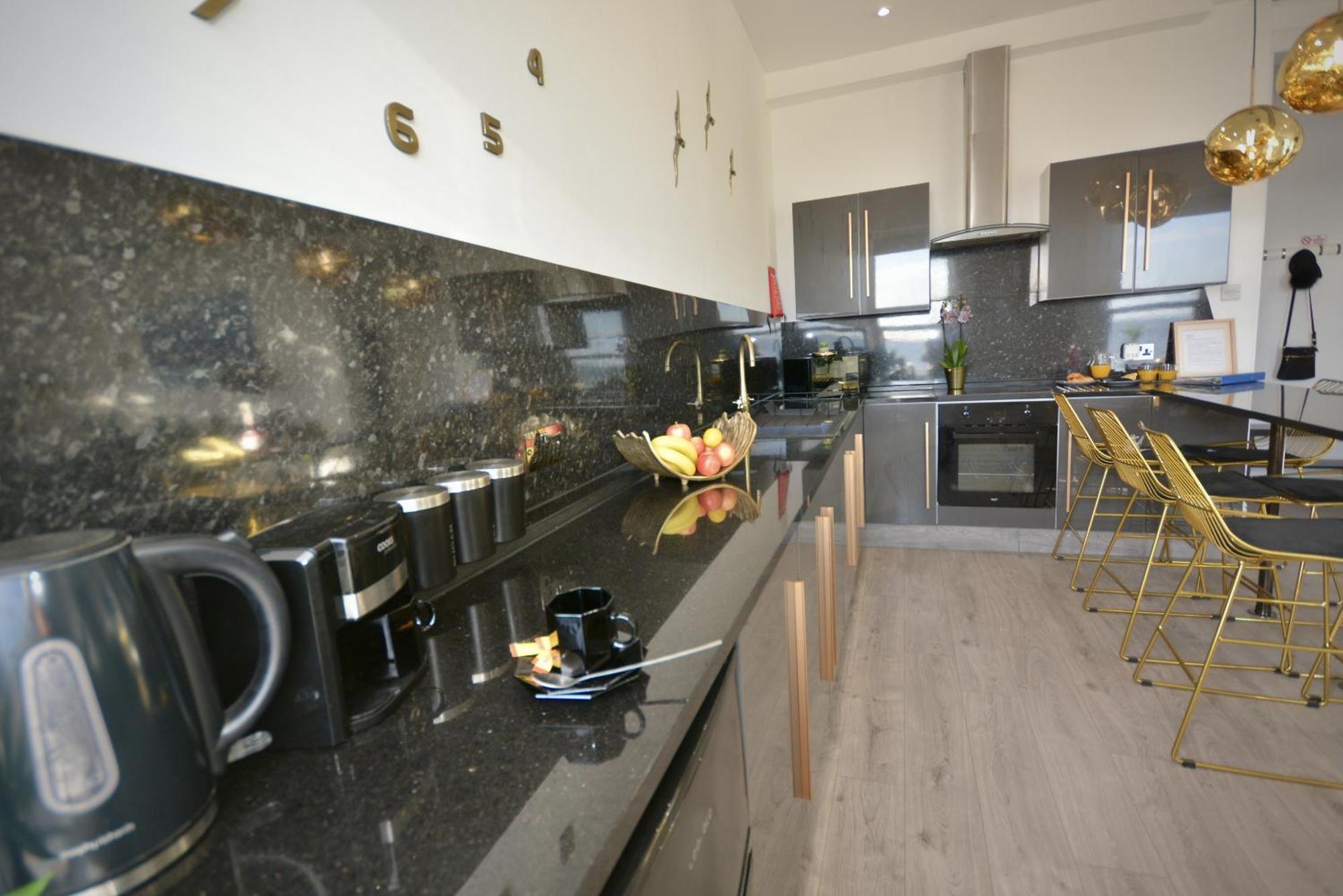 Sandybanks - Seaview And Promenade Apartment