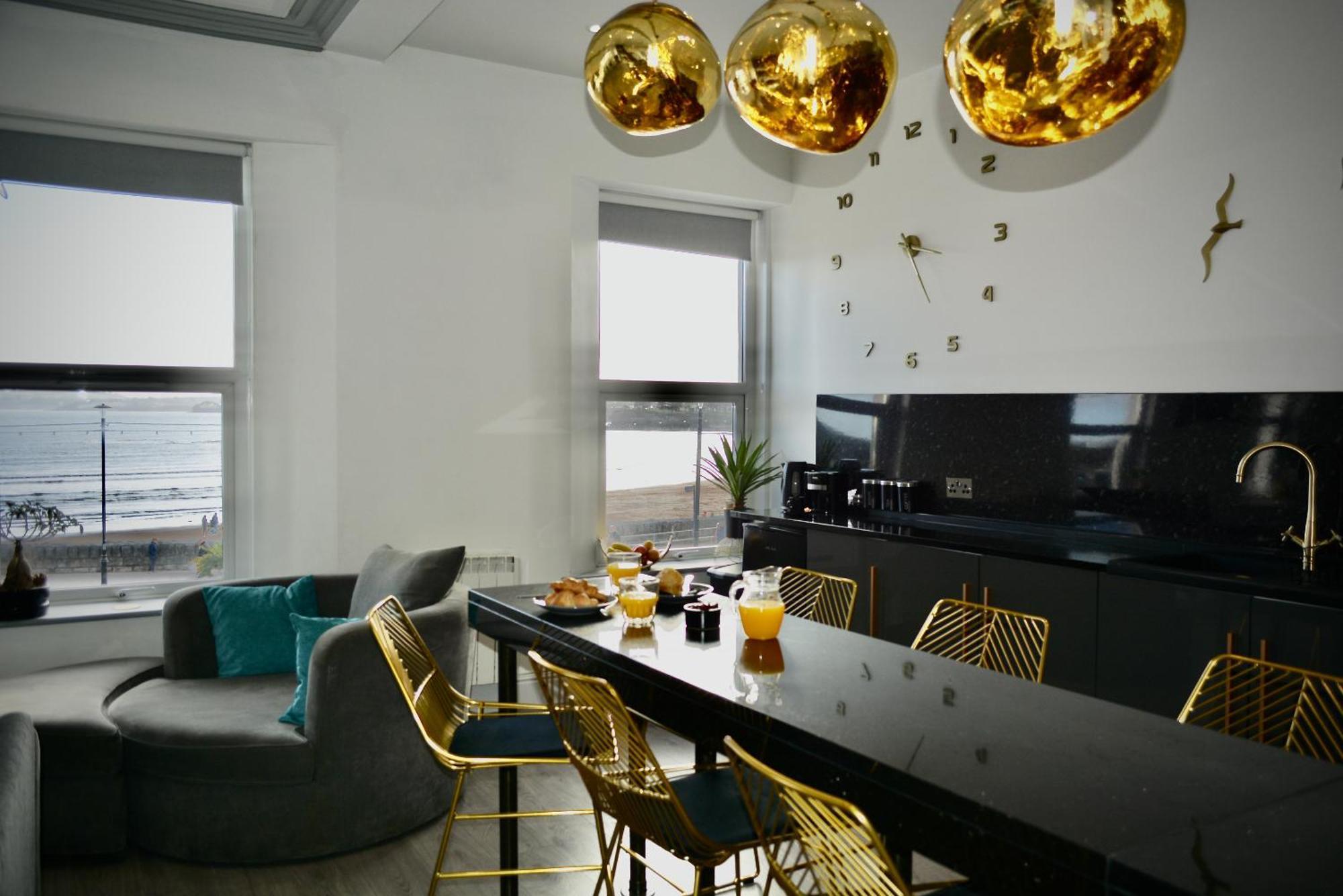 Sandybanks - Seaview And Promenade Apartment Torquay