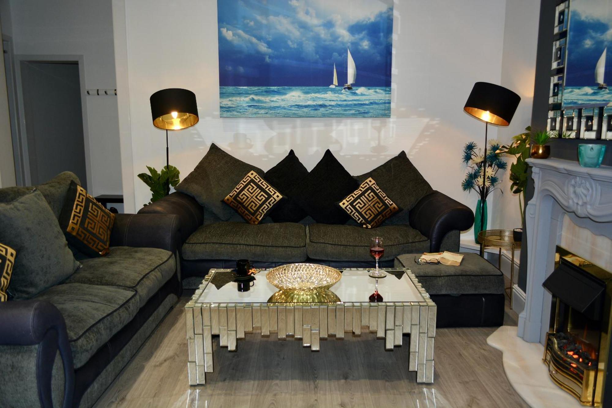 Sandybanks - Seaview And Promenade Apartment