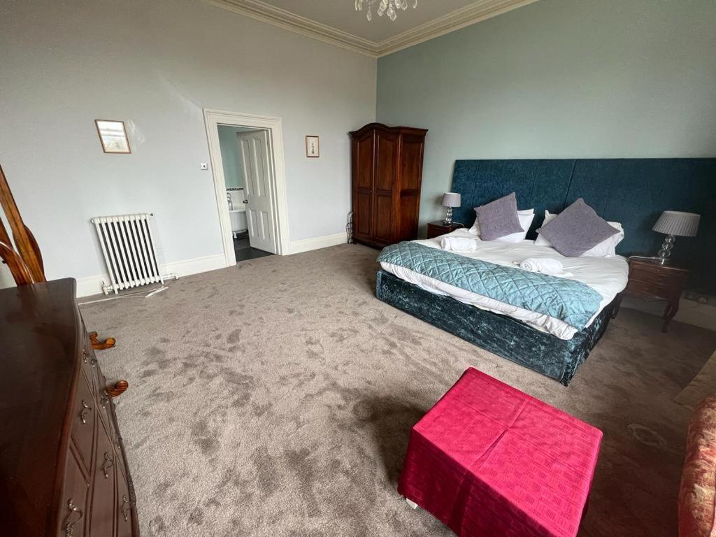 Crofton House Hotel 3*