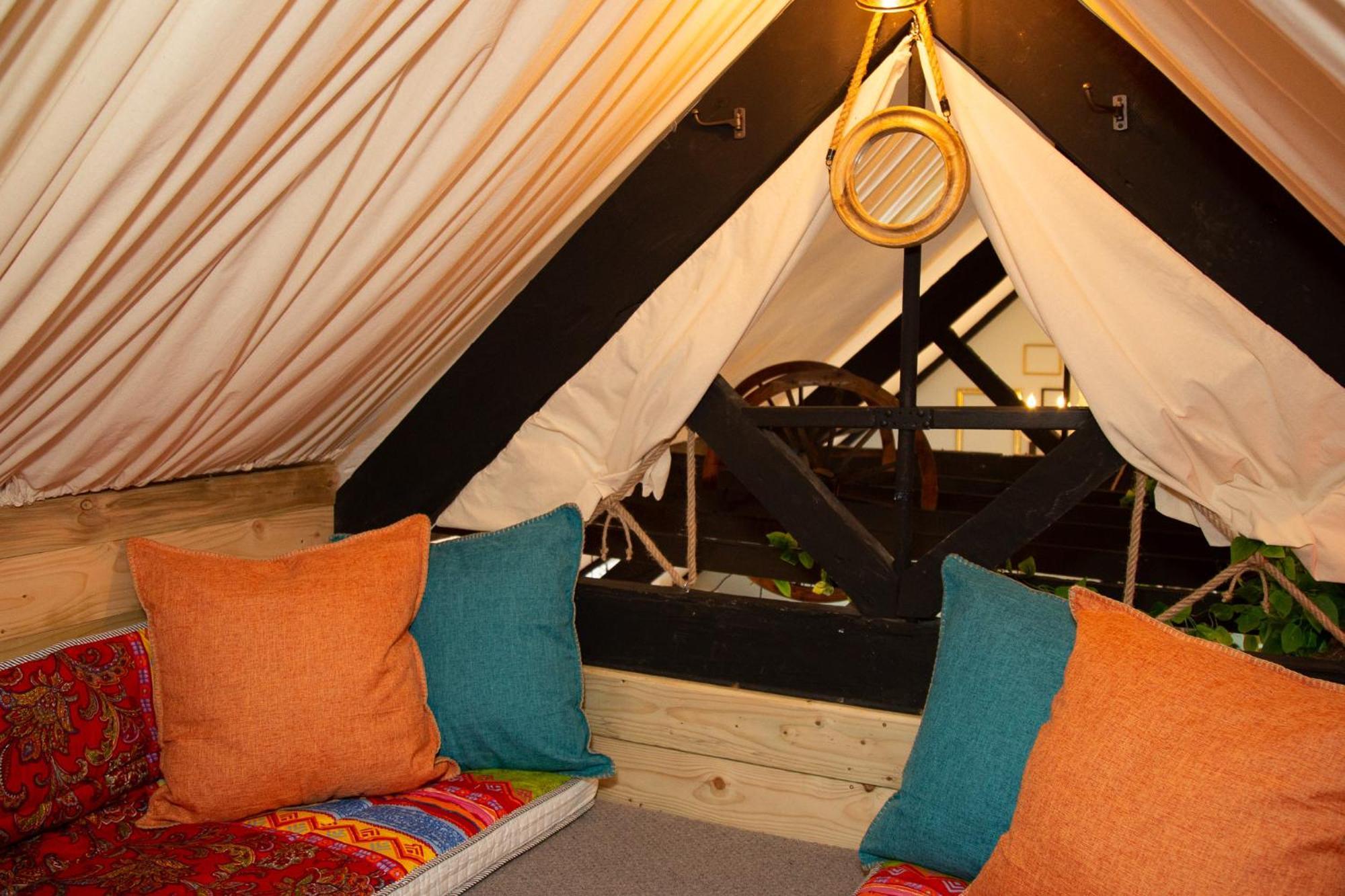 Quirky Boutique 1840s Stable Holiday home Torquay
