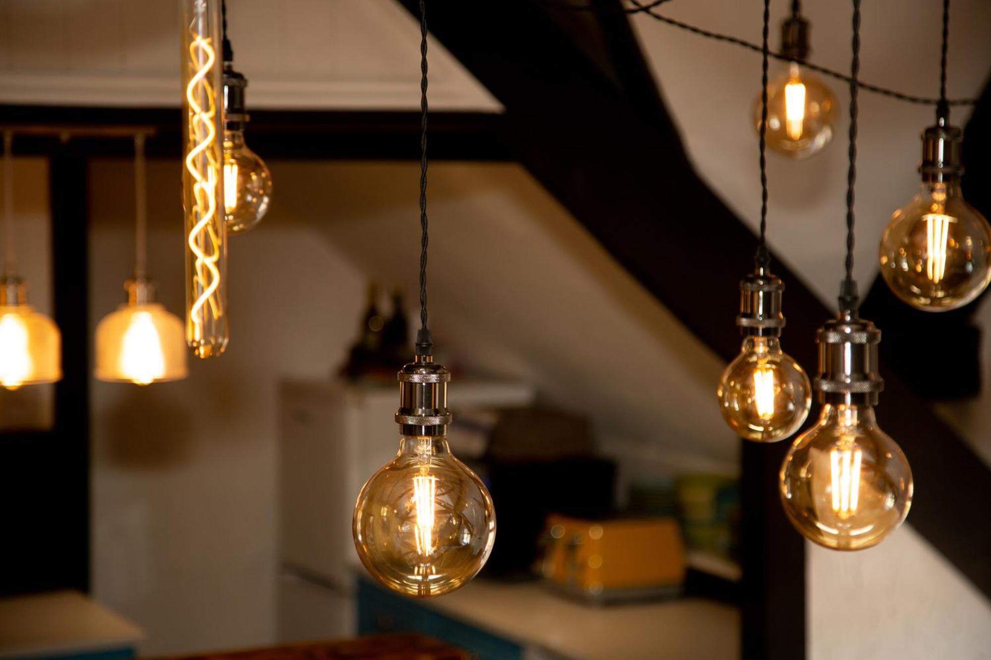 Quirky Boutique 1840s Stable *