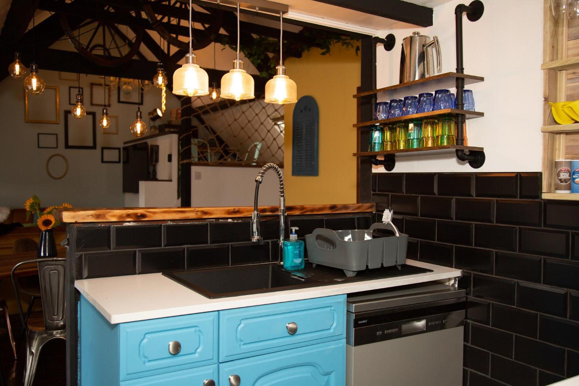 Quirky Boutique 1840s Stable Holiday home