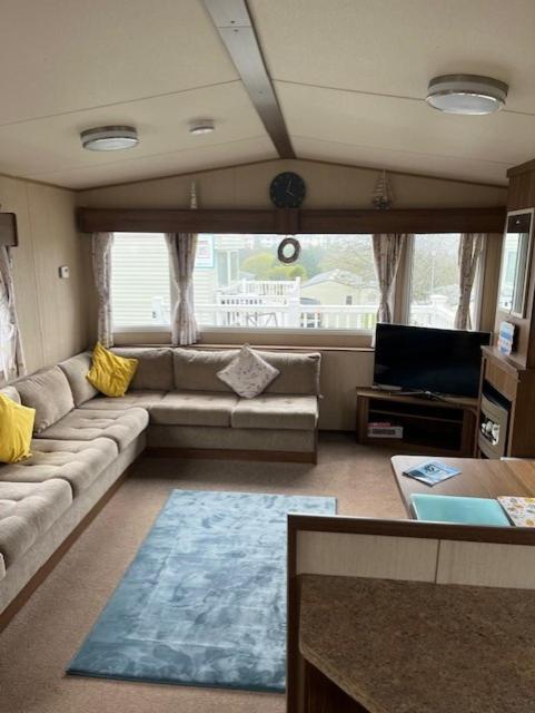 Acampamento Lovely 3 Bedroom Caravan To Rent At Hoburne Devon Bay *