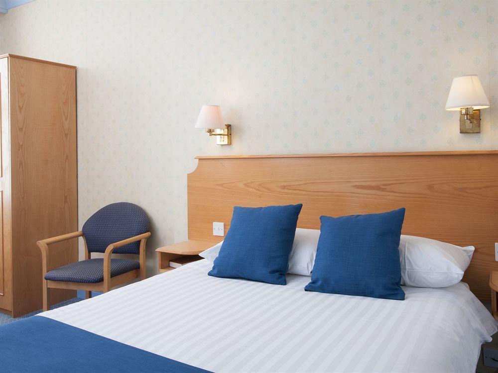 Hotel Tlh Carlton And - Tlh Leisure And Entertainment Torquay