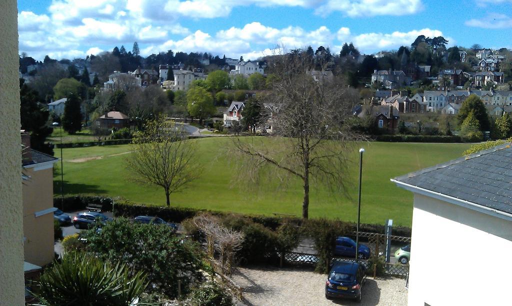 Guest house Buckingham 4*