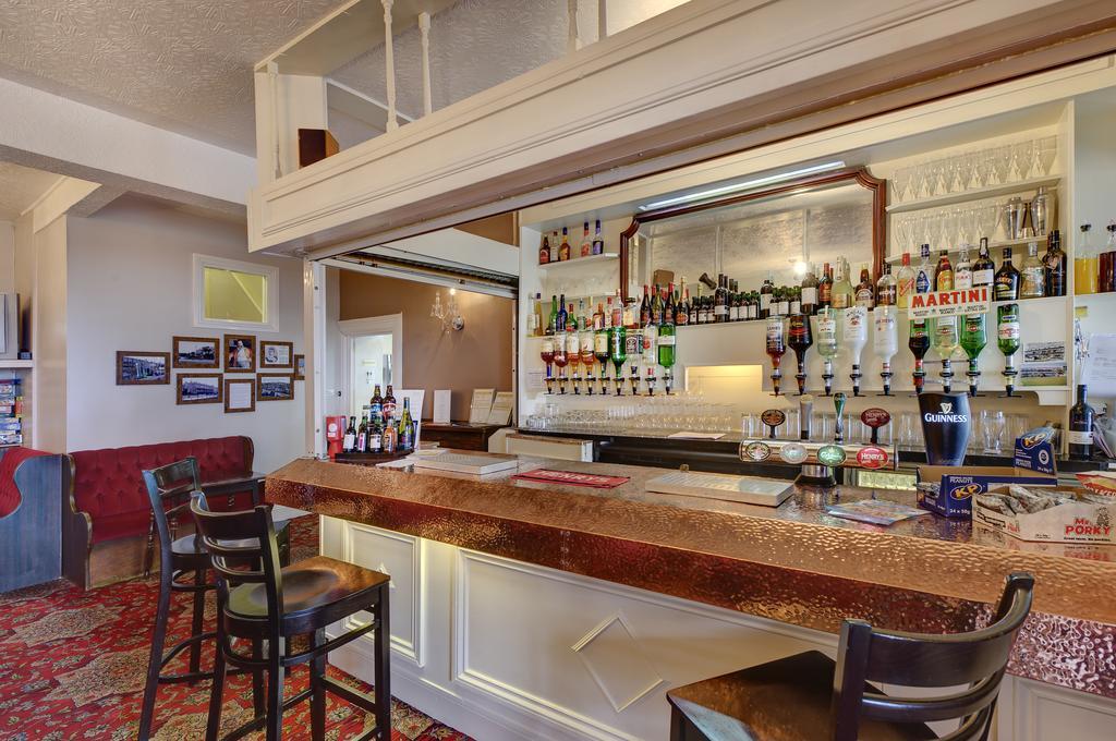 The Downs, Babbacombe Bed & Breakfast 4*