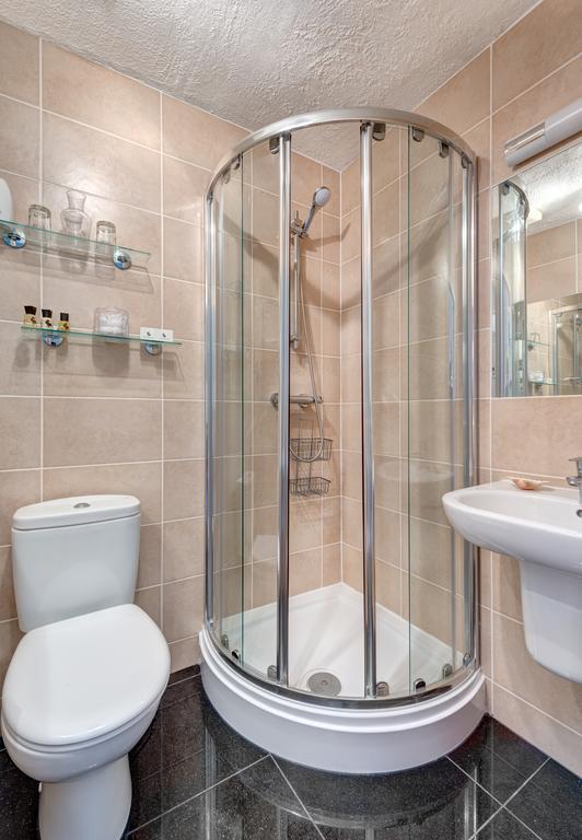 Bed & Breakfast The Downs, Babbacombe 4*