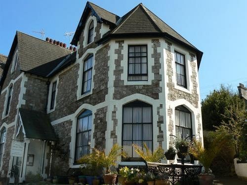 Ashleigh House 3*