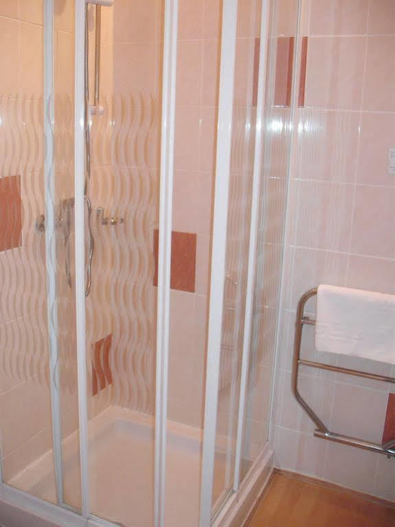 Newburgh 4* Torquay
