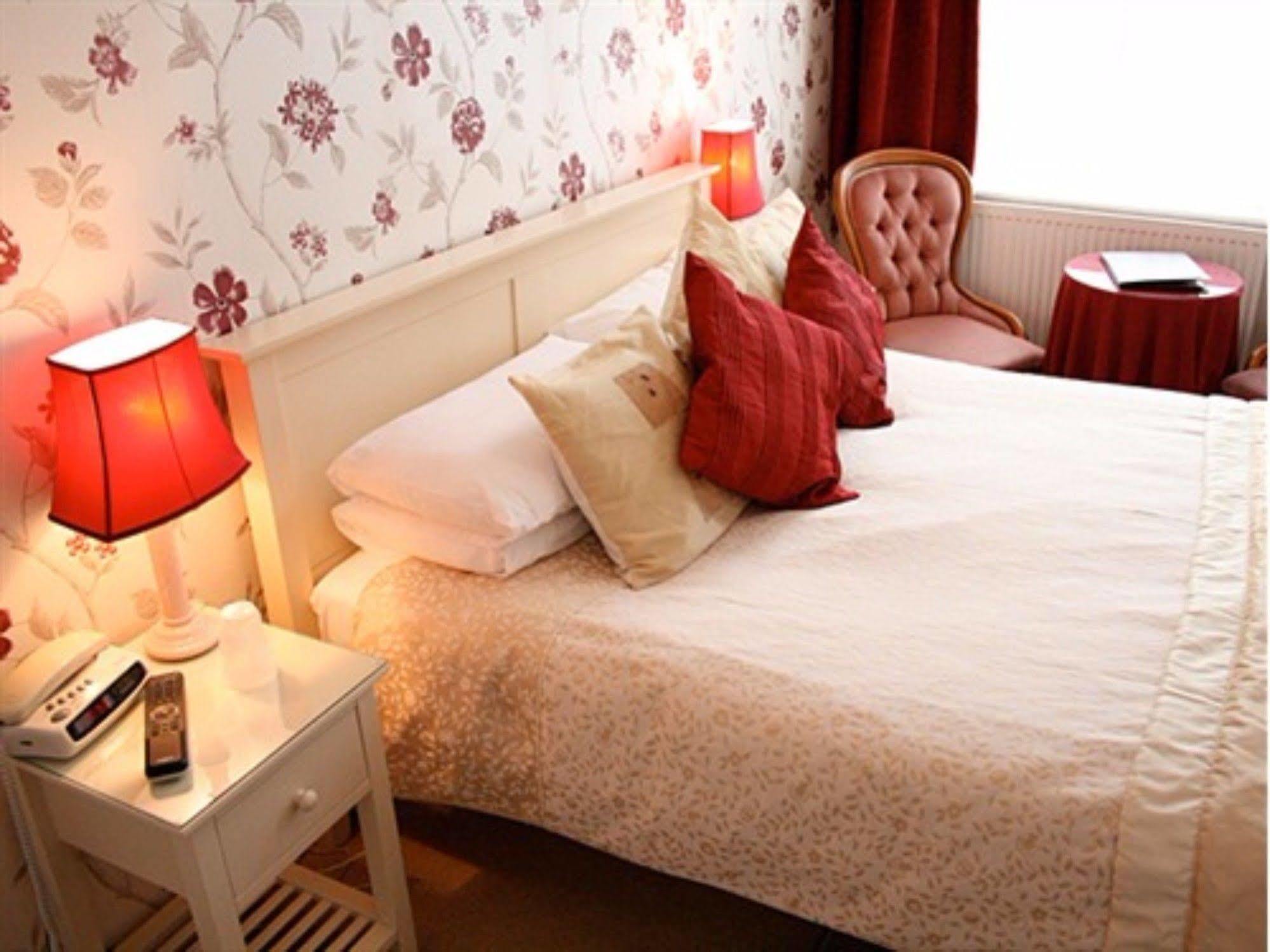 Trelawney - Torquay
