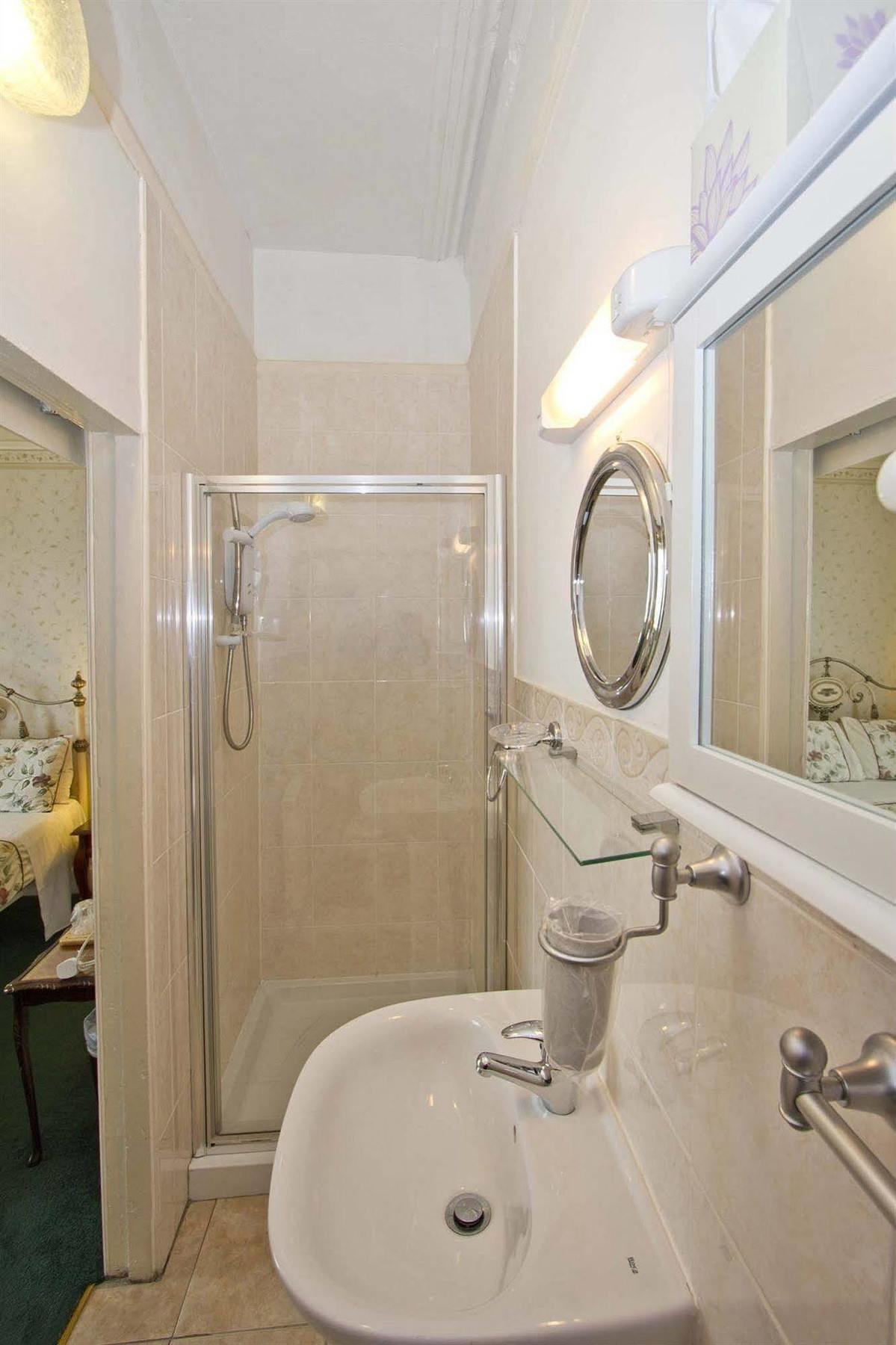 Ashurst Guest house