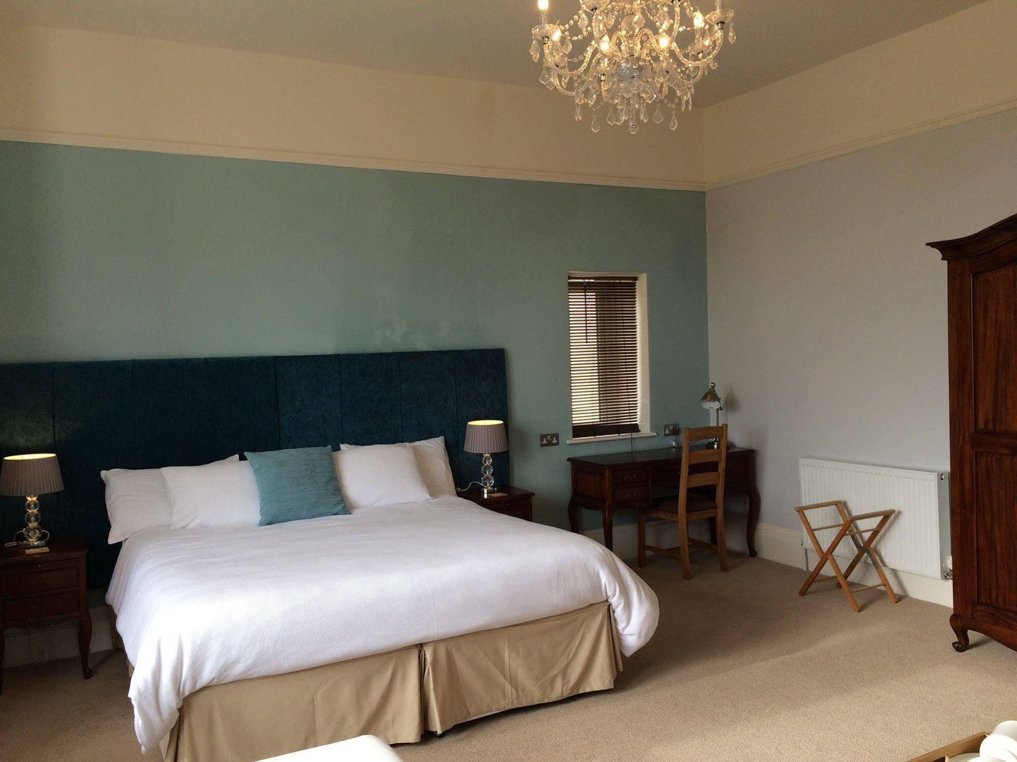 Crofton House 3* Torquay