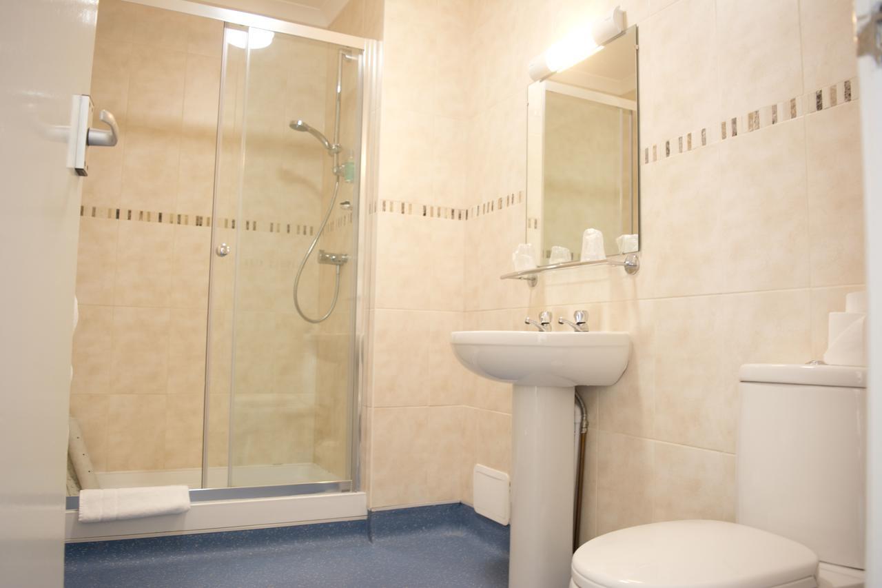 Tlh Carlton And - Tlh Leisure And Entertainment Hotel Torquay