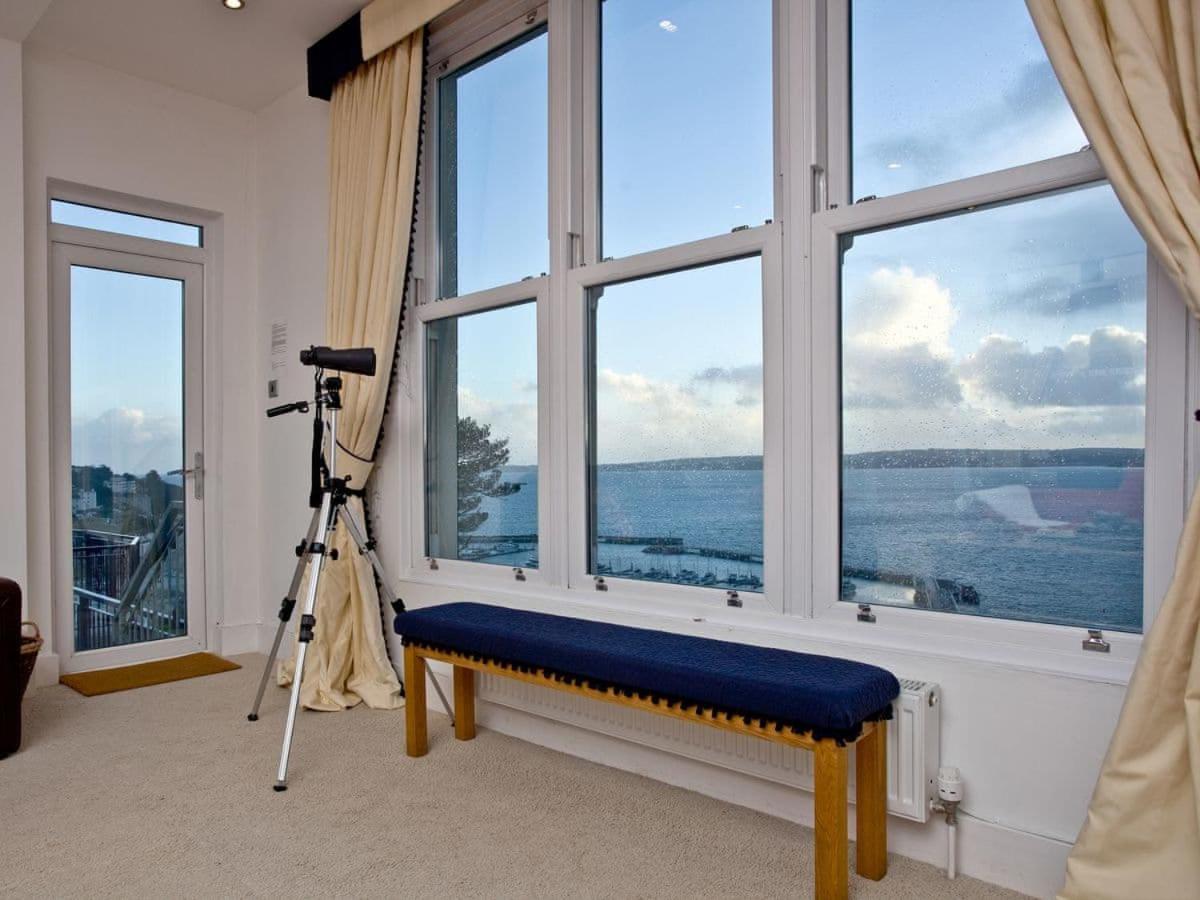 The Bosuns Chair - 1 Cliff Heights *