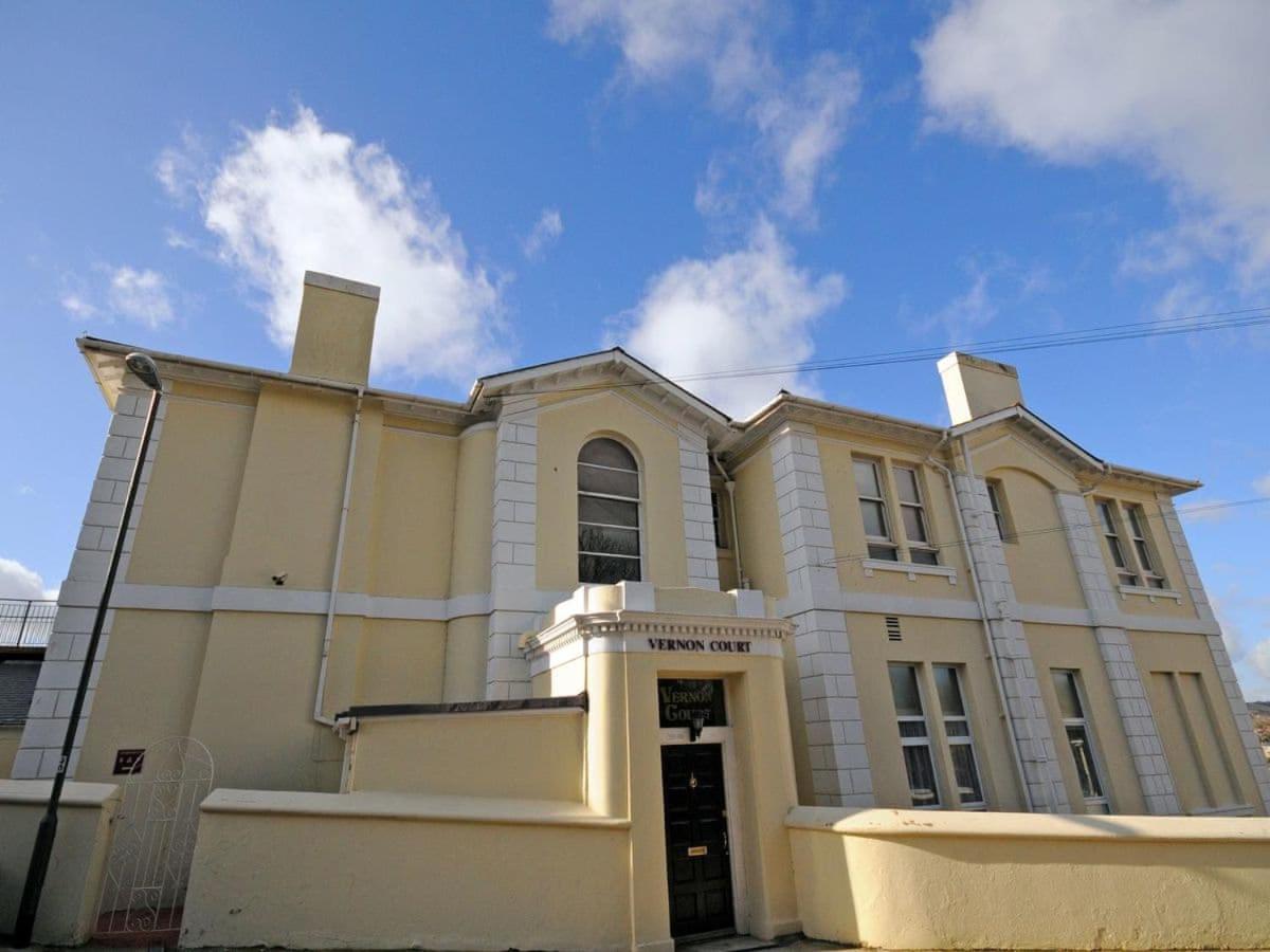Vernon Court *