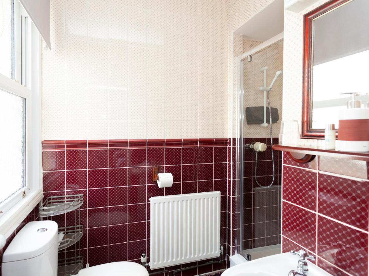 Buckingham 4* Torquay