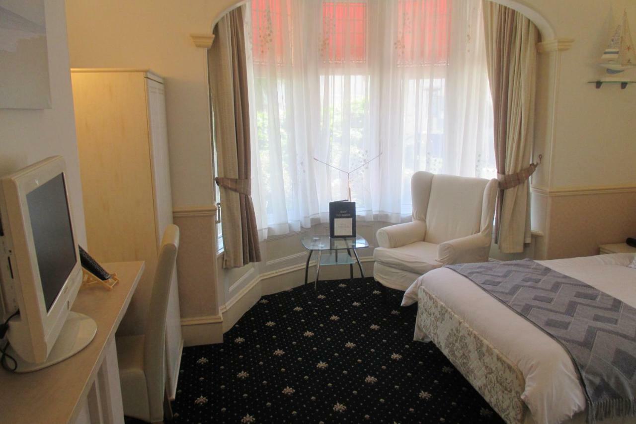 Bed & Breakfast Crown 4*