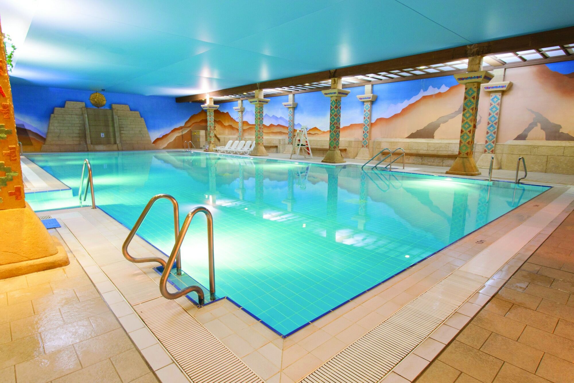 Hotel Tlh Carlton And - Tlh Leisure And Entertainment