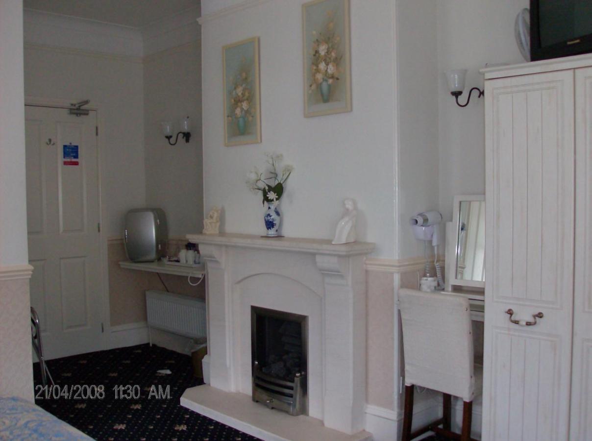 Crown Bed & Breakfast