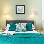 Southbank Town House
