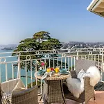 Wellswood Apartment - Sunny Apartment With Stunning Sea Views And Private Balcony