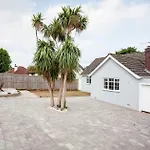 Honeybrook - Cosey Detached Home, Modern, Spacious