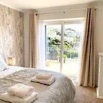 Ockendon House Apartments
