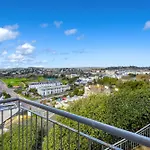 Loveliest Homes Torquay - 3 Bed, 2 Bathroom, Balcony, Parking