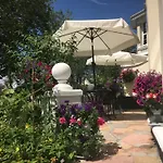Fleurie Guest House