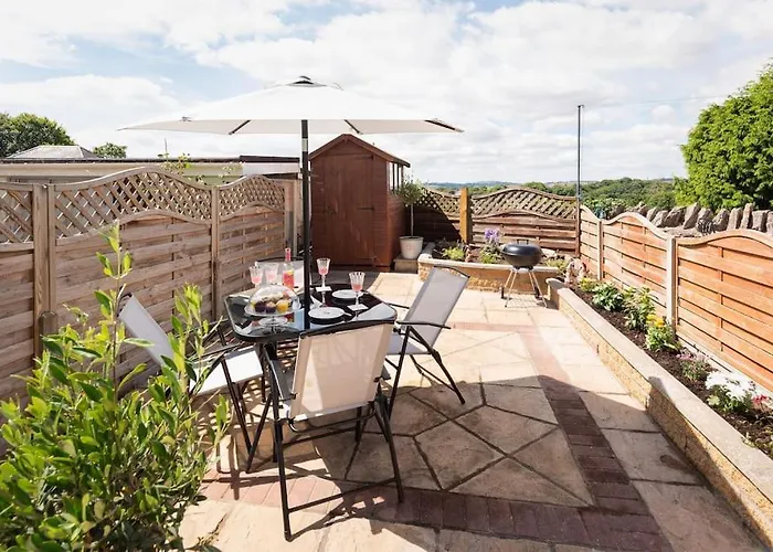 *Brand New* Olive Grove Cottage