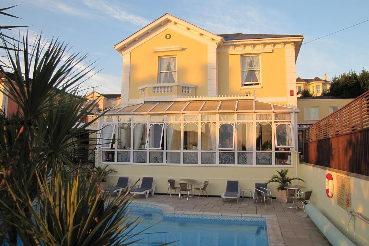 Riviera Hotel