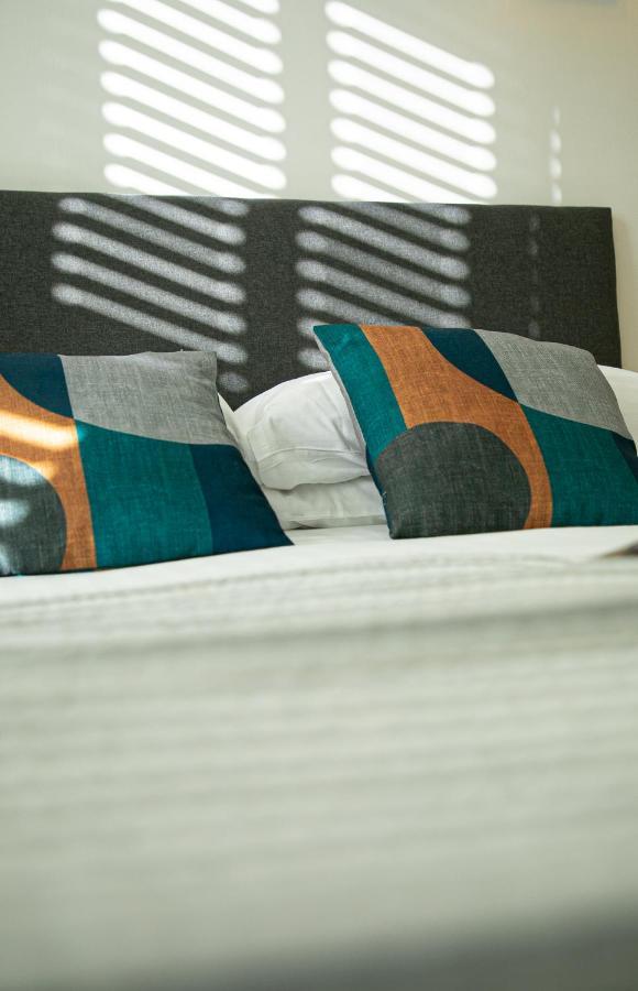 Southbank Town House 4*