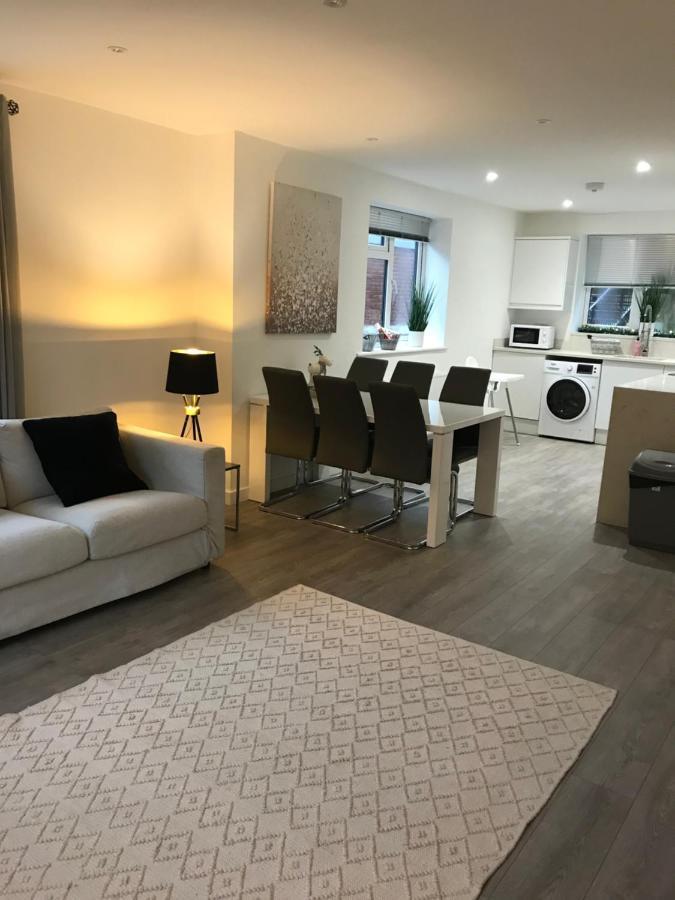 Ella Court Apartment1