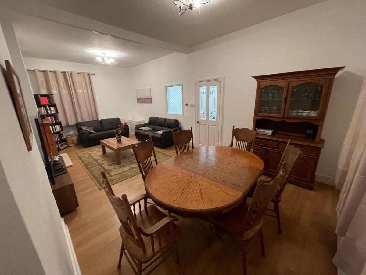 Holiday home Tor House With Patio, Free Parking 6pm To 8am Only *