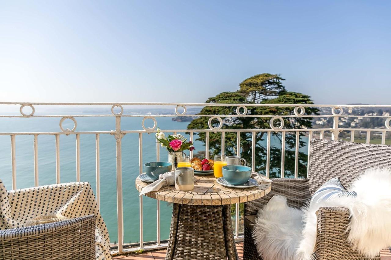 Wellswood - Sunny With Stunning Sea Views And Private Balcony *