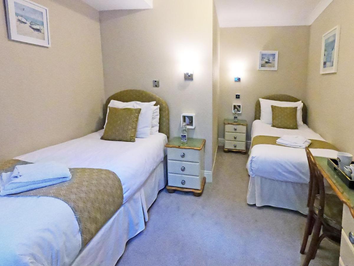 Riviera 4*
