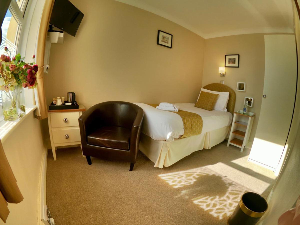 Riviera 4* Torquay