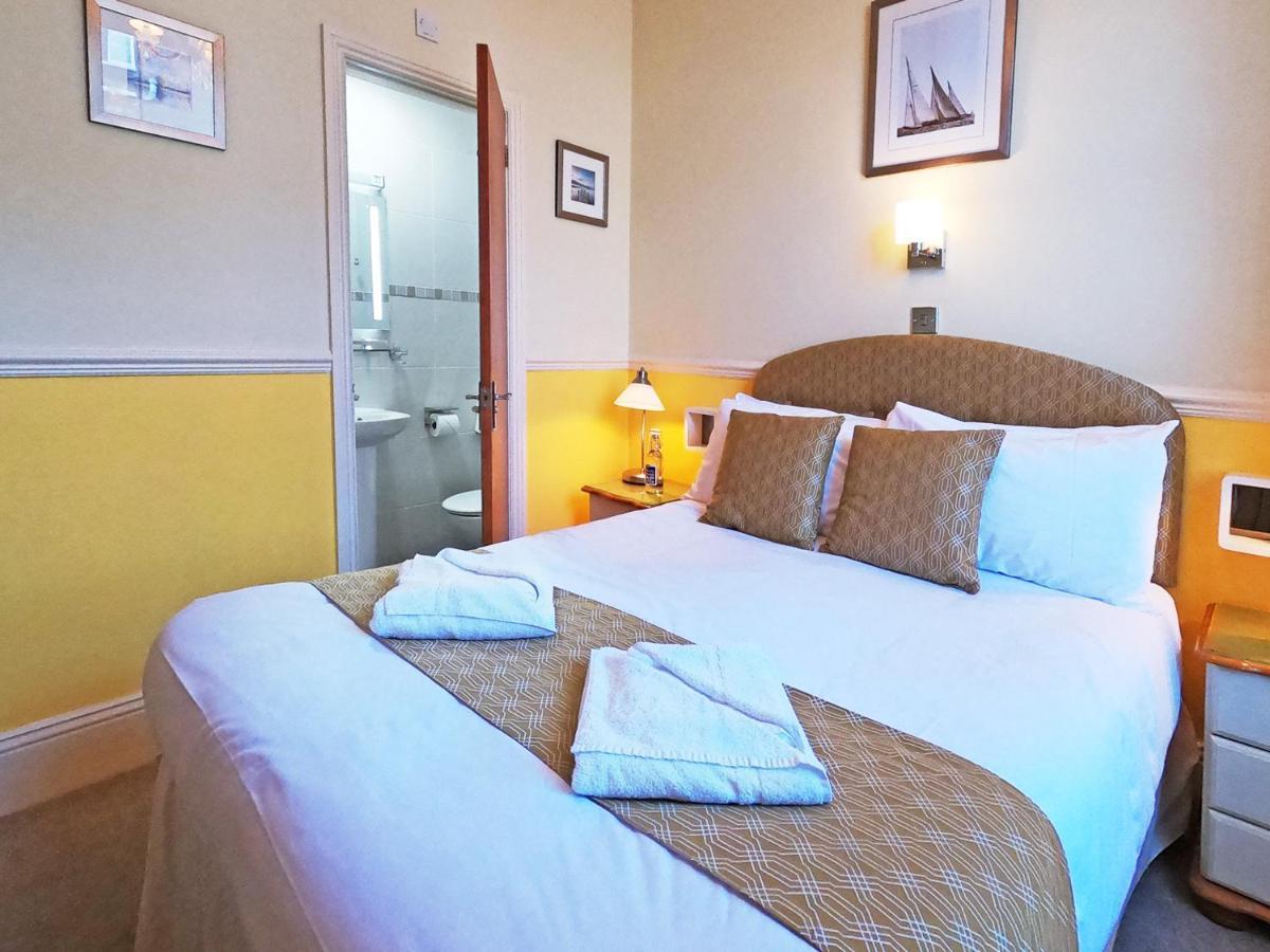 Riviera 4*