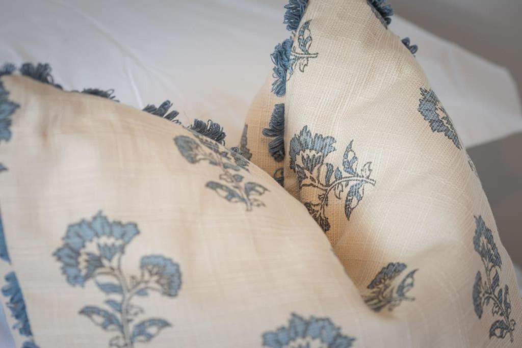 *brand New* Olive Grove * Torquay