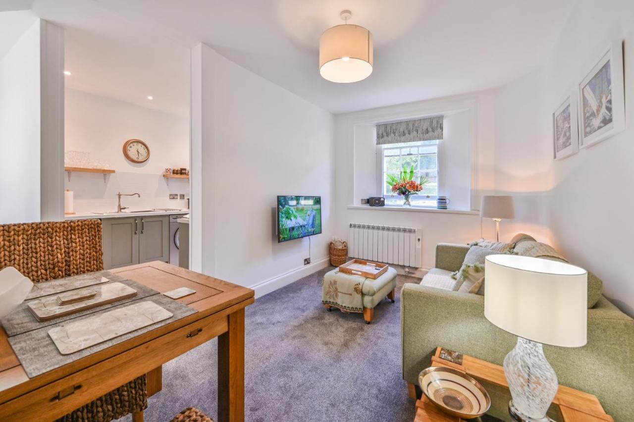 Tramontane At Hesketh Crescent Apartment