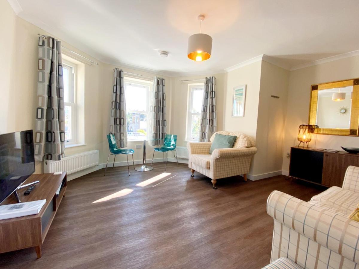 Ockendon House Apartment *