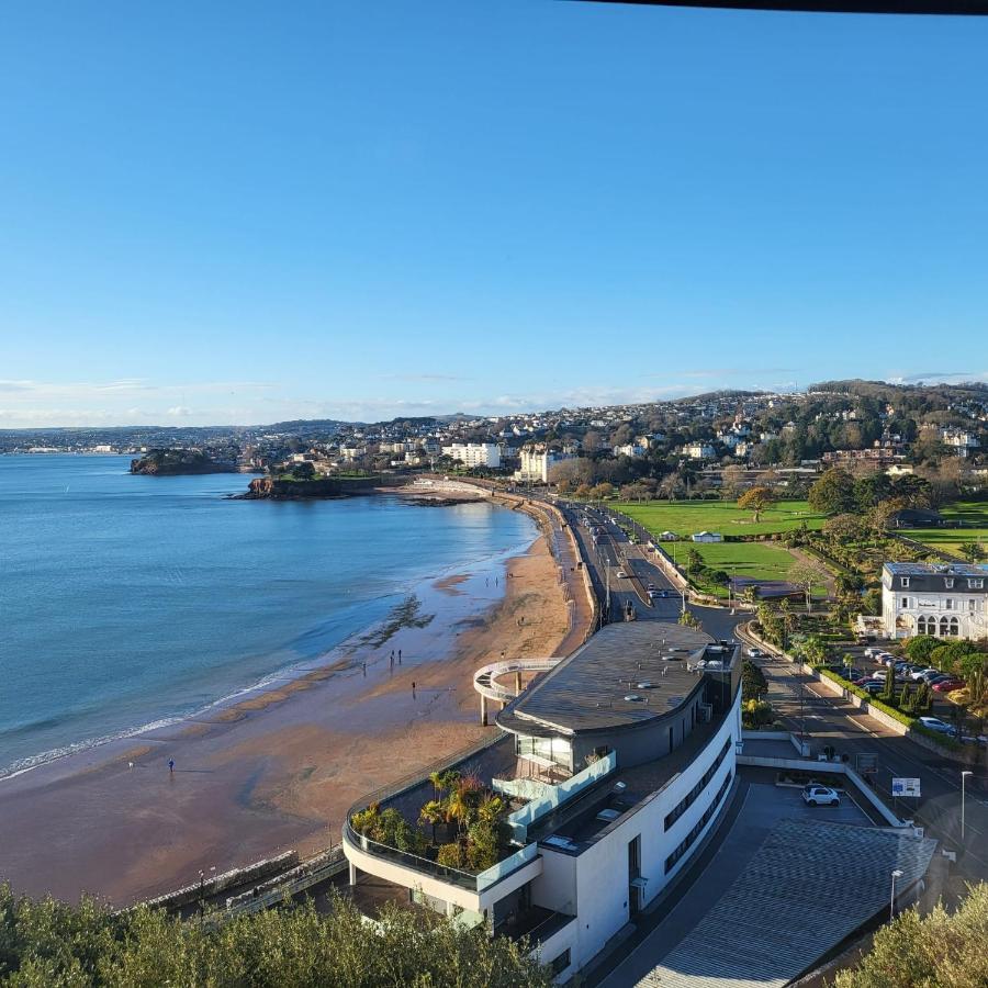 Loveliest Homes - 3 Bed, 2 Bathroom, Balcony, Parking Torquay